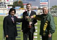 Ramiz Raja (L) was not happy with the way Pakistan squandered their lead against England in the first Test in Manc